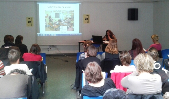 Photographie de l'intervention d'Aïcha BOUAFIA, Responsable jeunesse Médiathèque de Cernay
